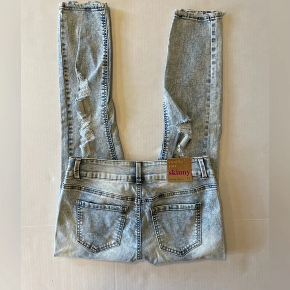 Vanilla Star mid rise skinny distressed jeans size 11 NWT - Picture 3 of 6